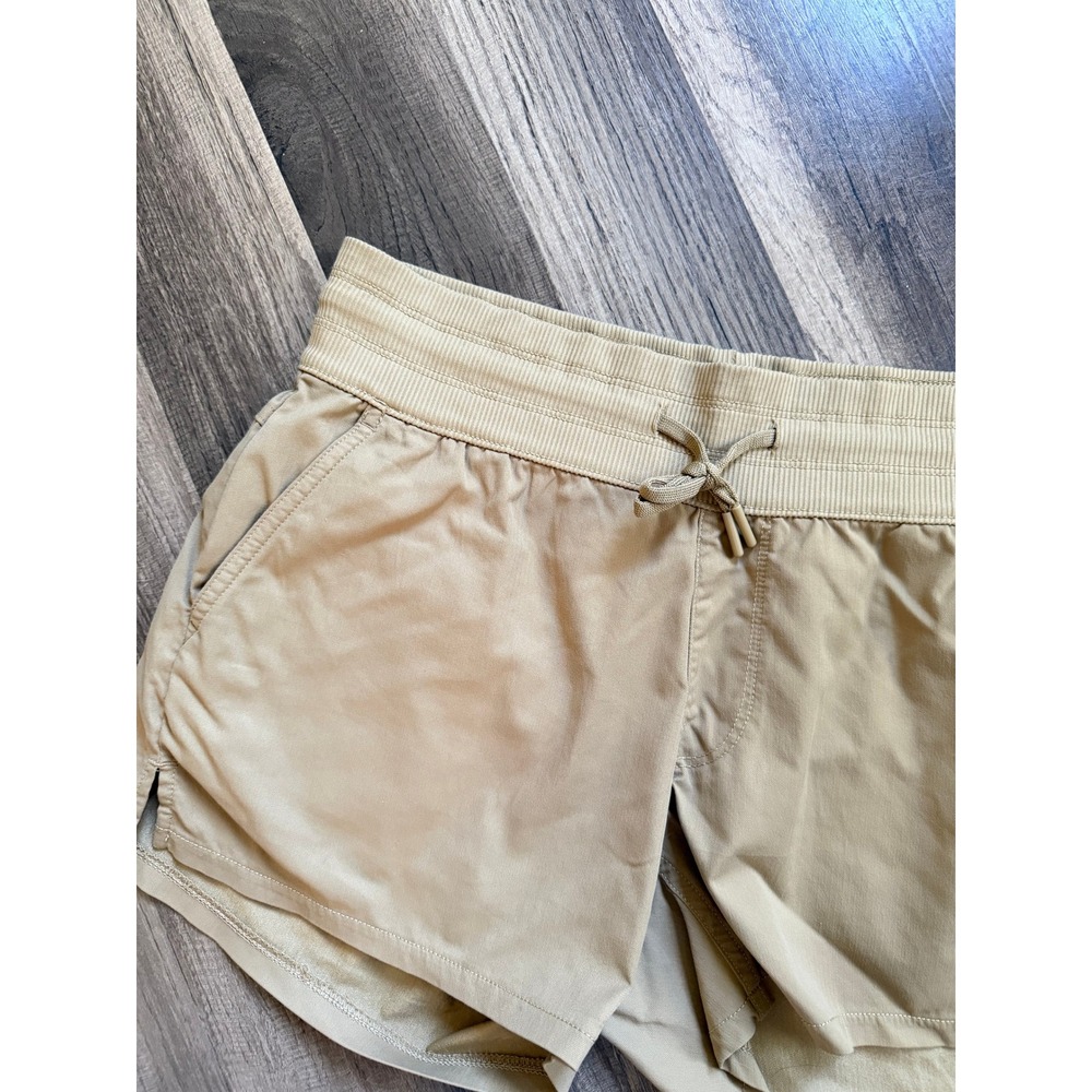 The North Face Aphrodite 2.0 Shorts Womens Small Tan Excellent Hiking Outdoor - Picture 2 of 7